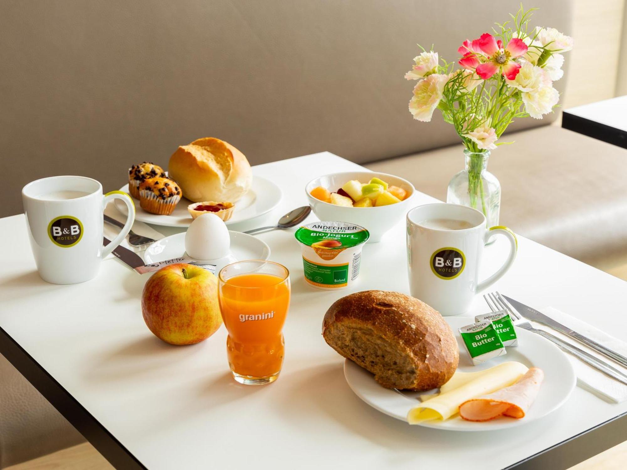 B&B Hotel Moenchengladbach Экстерьер фото