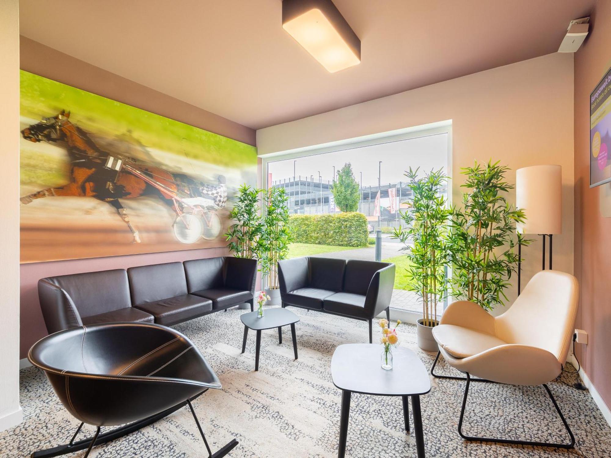 B&B Hotel Moenchengladbach Экстерьер фото